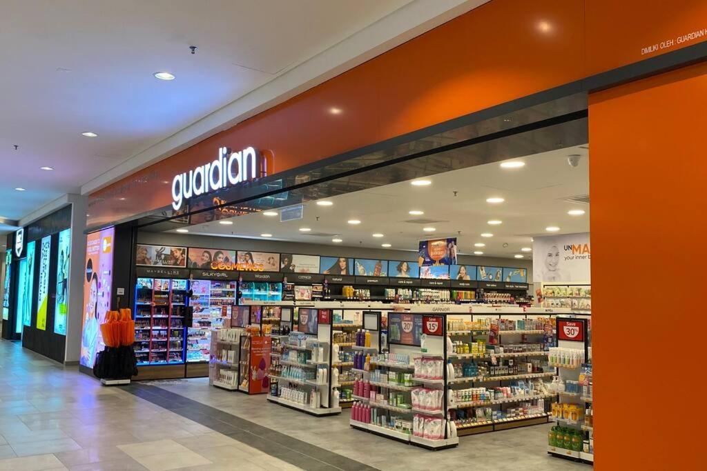 10Mins To Klcc W Lrt+Mall+Netflix Muji Urban Куала-Лумпур Екстер'єр фото
